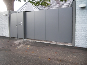 Hofschiebetor